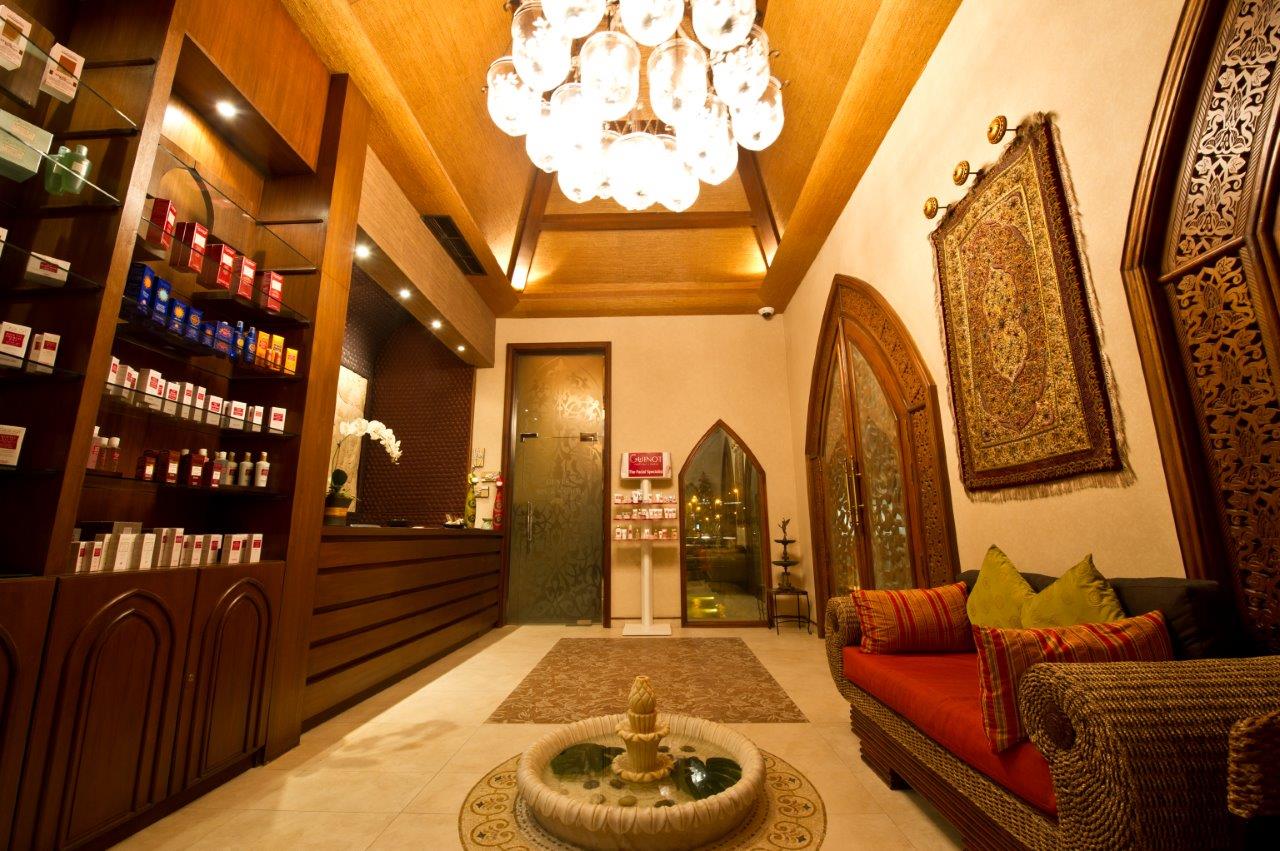  The breath-taking view of the Arabian Gulf under the massage service at Sparadise Spa. 
