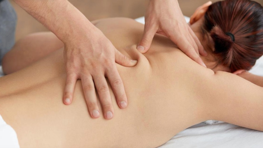 Gentle pressure and rhythmic movements reduce cortisol