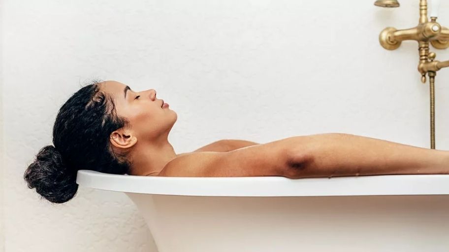 Essential what to do after a massage advice you must know Take a relaxing bath after massage