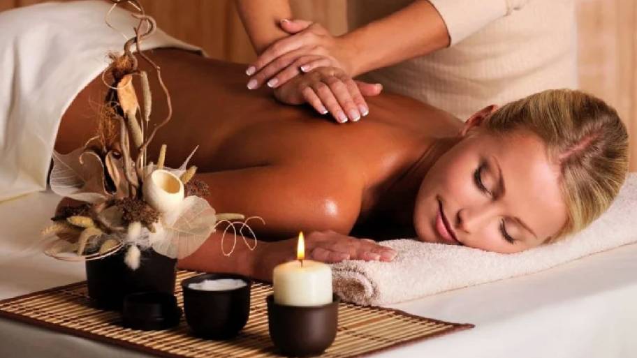 The environment in which you receive a massage plays a crucial role in encouraging sleep