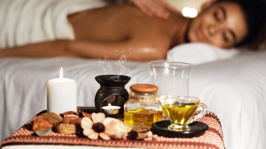 Enhances the atmosphere of relaxation