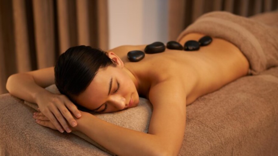 Hot stone massage how to is a popular wellness therapy, but many people still have questions