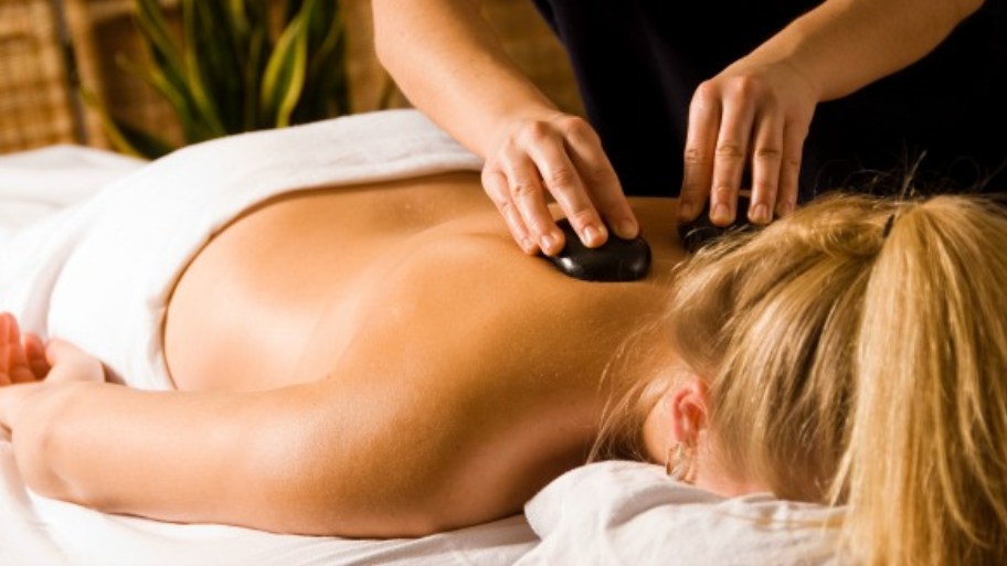 Exploring the pros and cons of hot stone massage for neck pain One reason many people choose a hot stone massage neck treatment is the soothing warmth it provides to areas affected by tightness