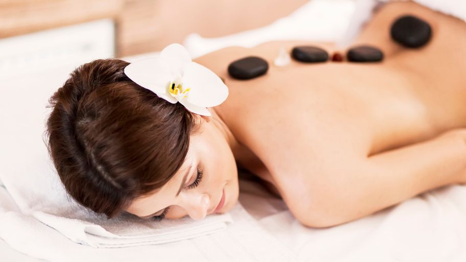 Full body hot stone massage and the art of deep relaxation Supports stress relief and mental relaxation