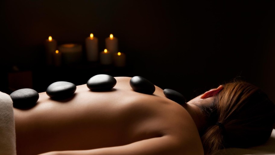 A hot stone massage for sciatica is a therapeutic massage that combines traditional massage techniques with the use of smooth, heated stones